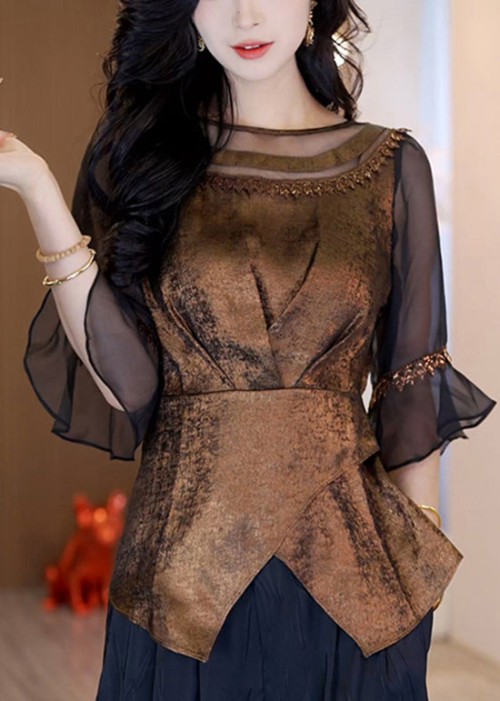 Classic Vintage Top with a Flattering Fit