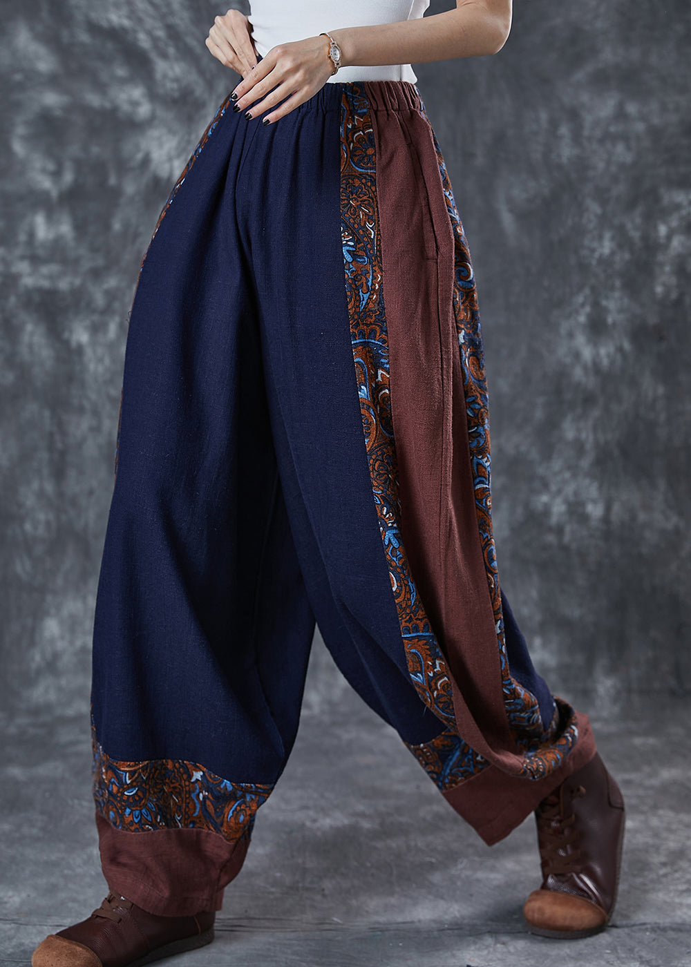Well Tailored Pants with a Graceful Silhouette