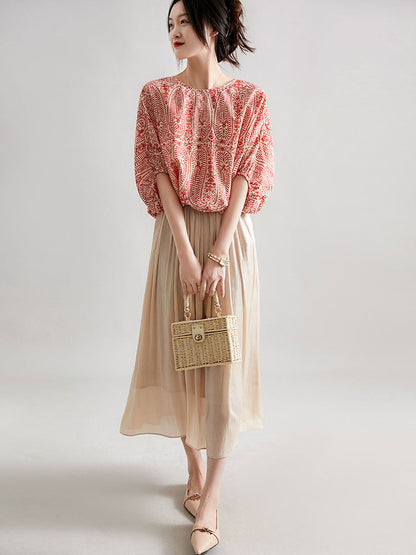 Beautifully Finished Blouse in a Timeless Design