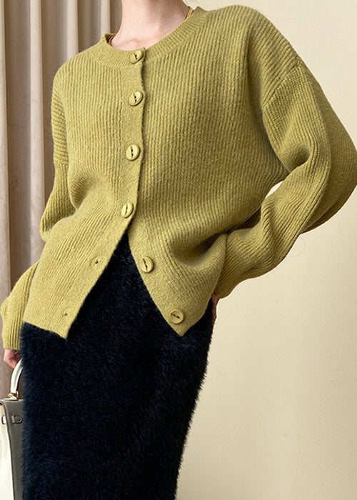 Gracefully Styled Coat for Any Occasion
