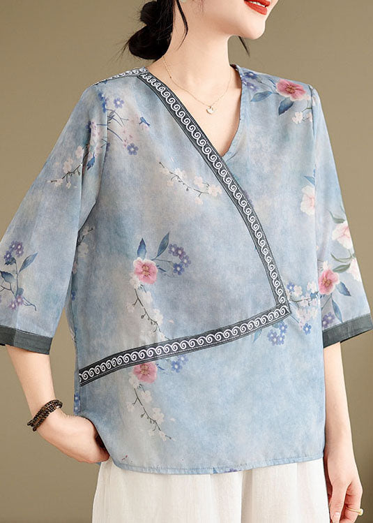 Polished Top with an Effortless Classic Look