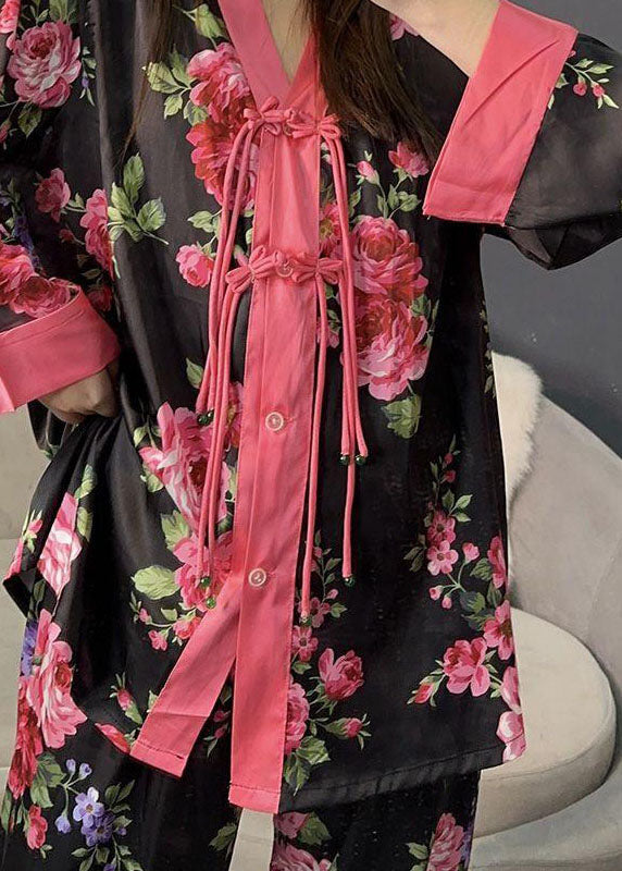 Casually Elegant Garment with a Refined Edge