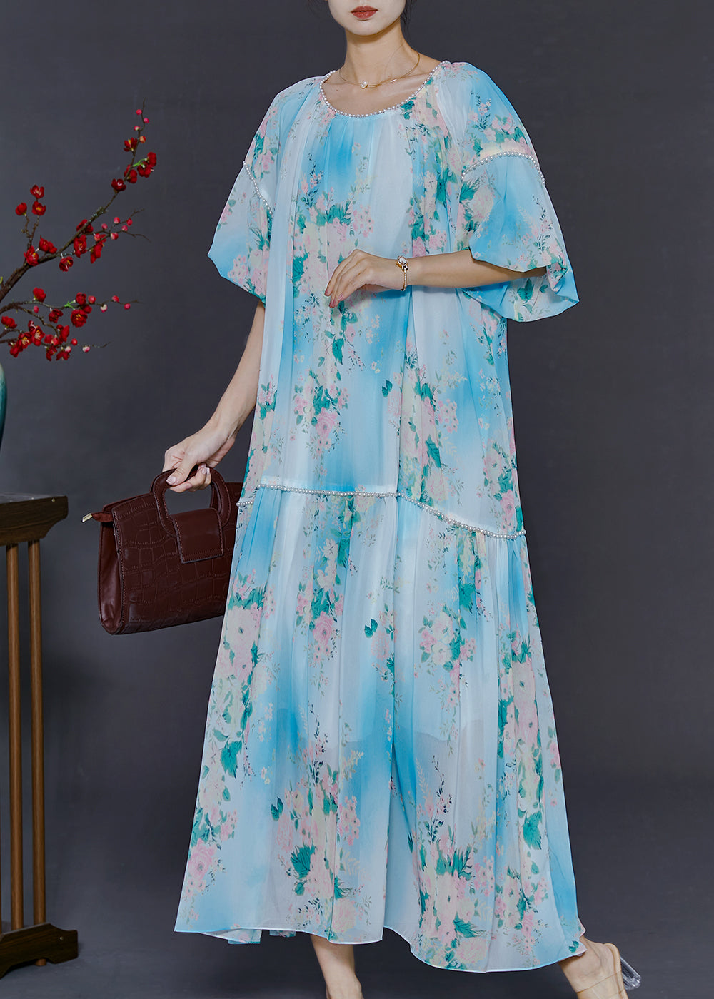 Classic Vintage Dress with a Flattering Fit