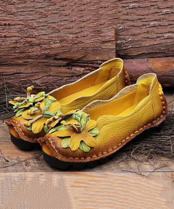 Chic Orthopedic Flats with Unique Design
