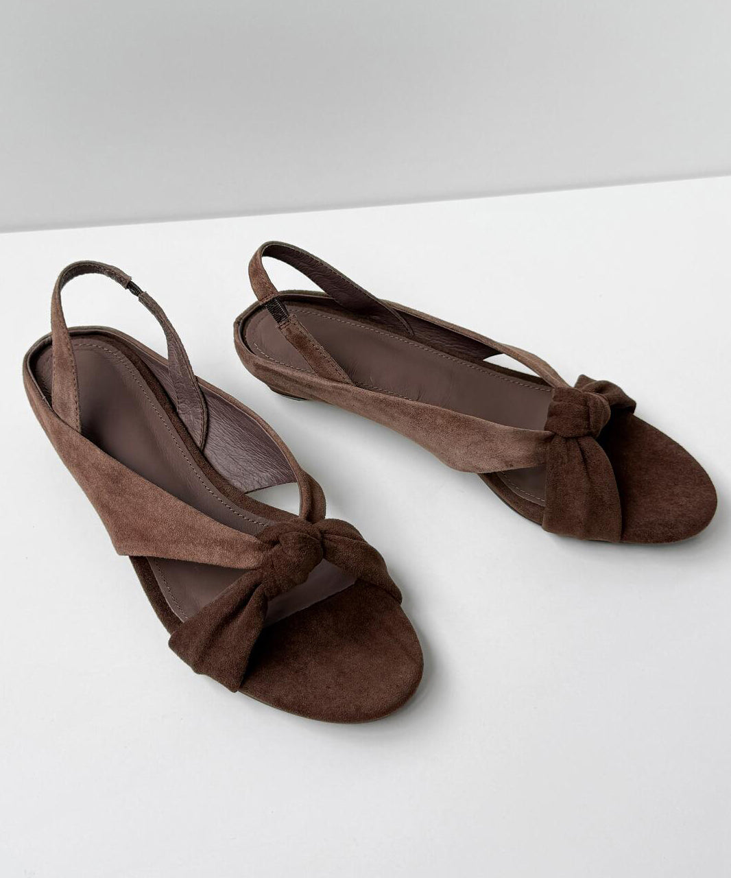 Graceful Orthopedic Sandals for Modern Look