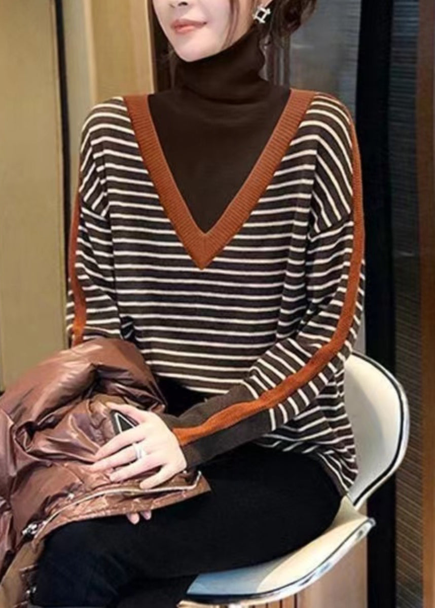 Well Tailored Sweater with a Graceful Silhouette