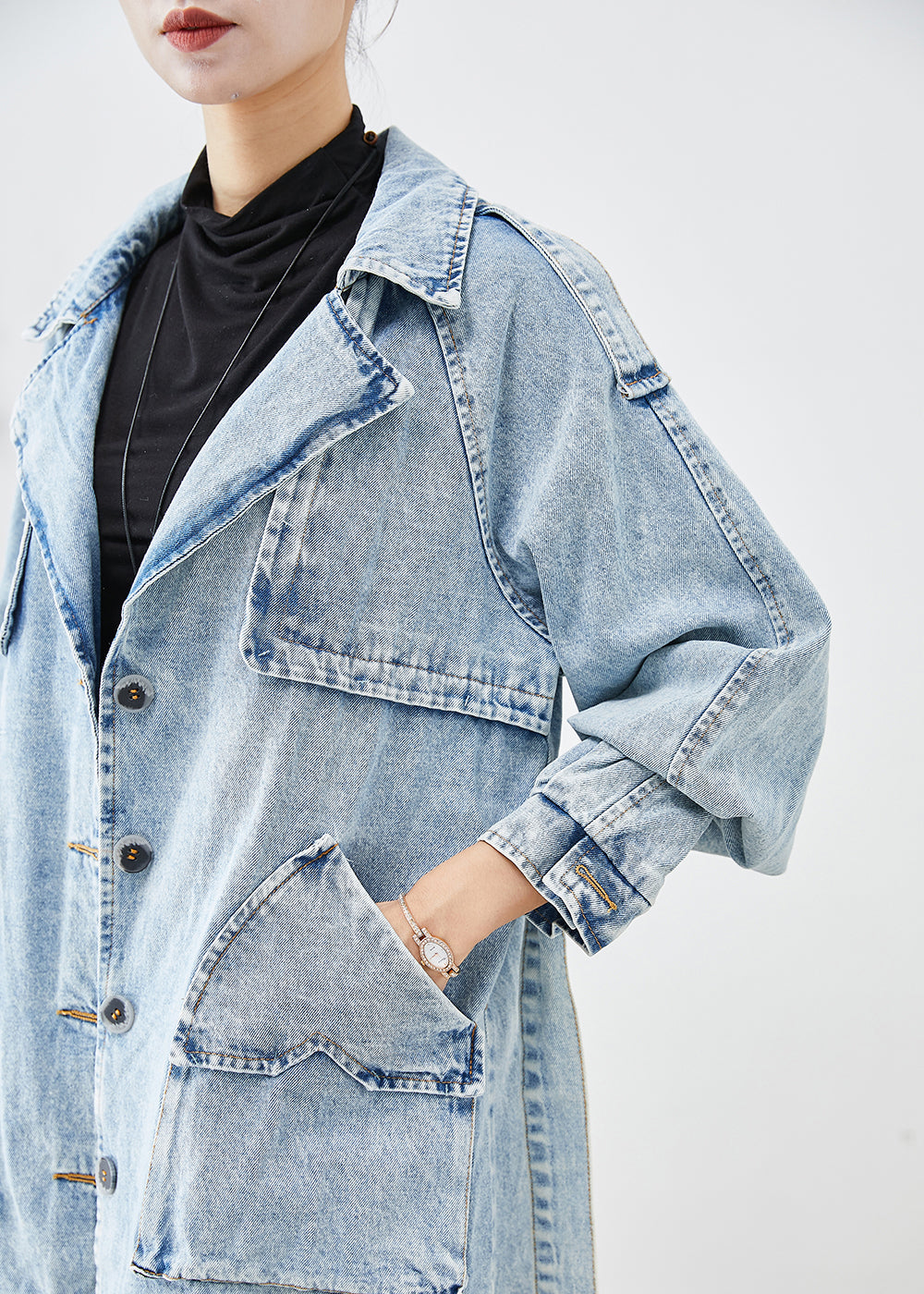 Beautifully Crafted Coat in a Classic Style