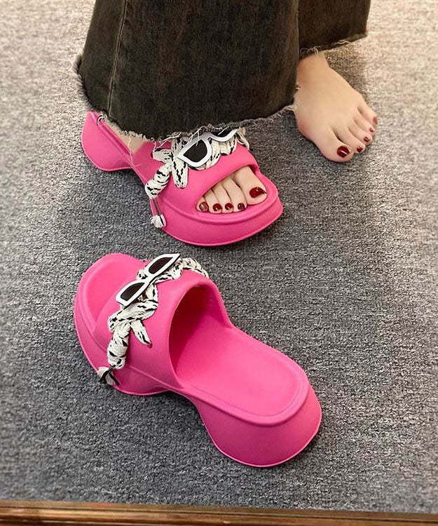 Graceful Orthopedic Sandals for Modern Look
