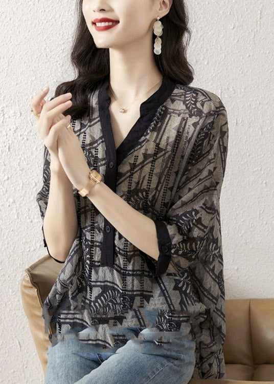Beautifully Finished Top in a Timeless Design