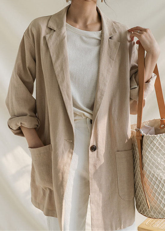 Effortlessly Elegant Coat with a Timeless Design
