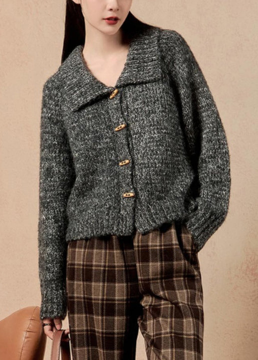 Sophisticated Coat with a Clean Classic Look