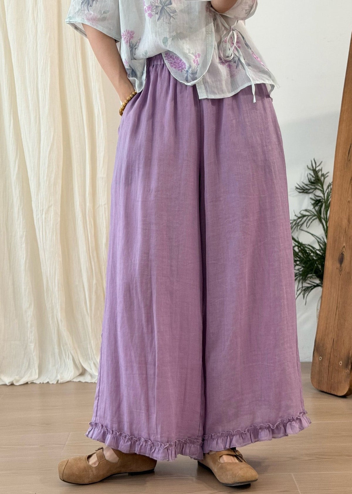 Elegantly Styled Pants for Everyday Wear