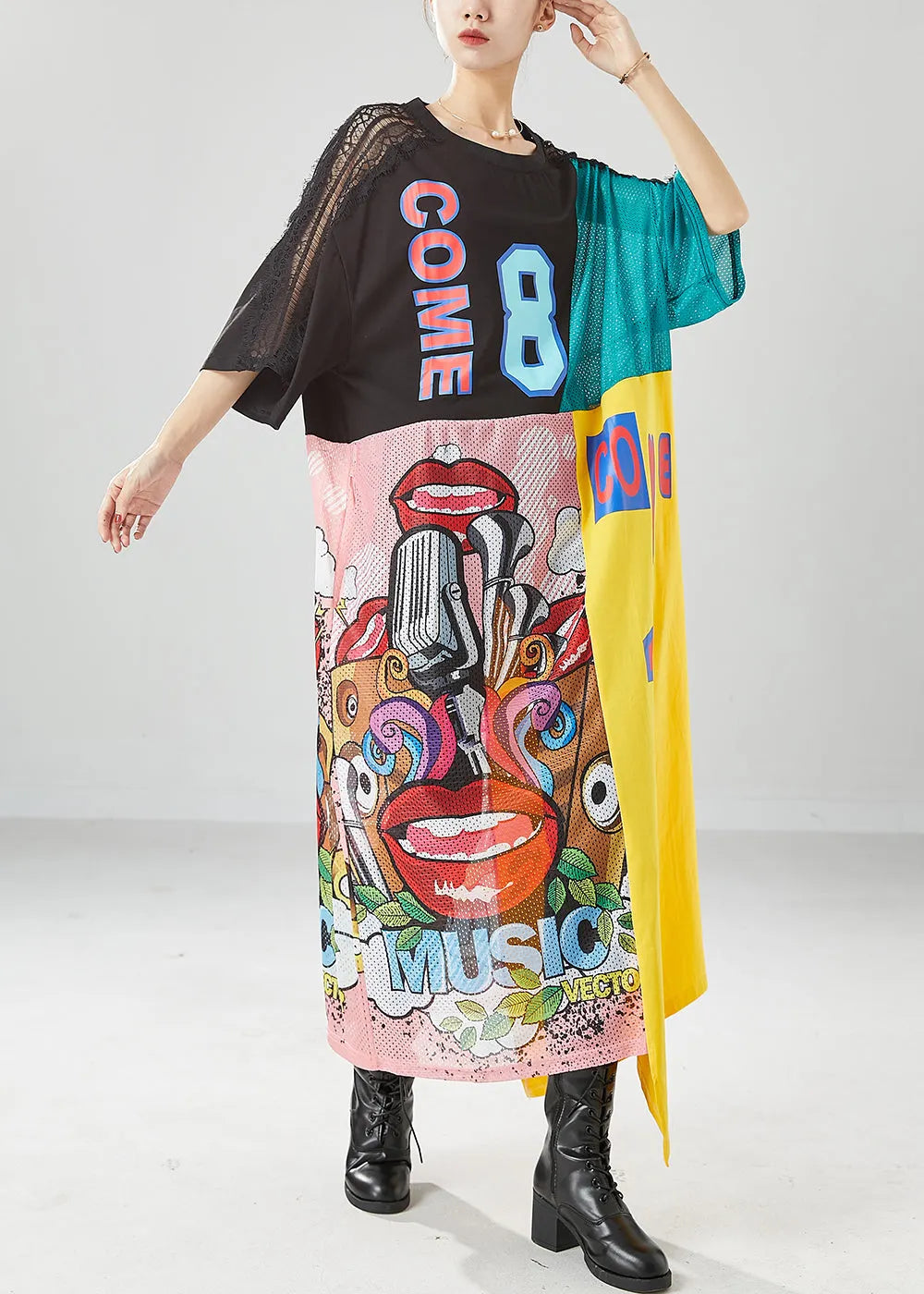 Beautifully Finished Dress in a Timeless Design