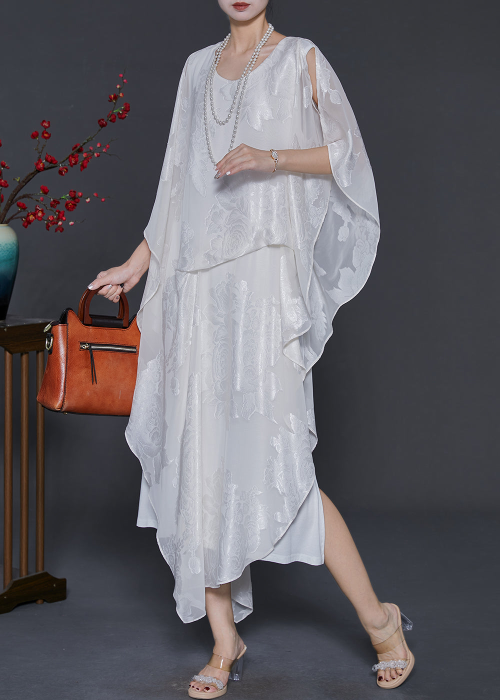 Sophisticated Dress with a Clean Classic Look