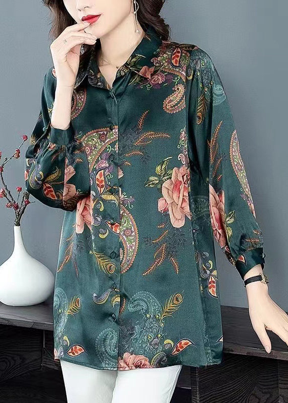 Beautifully Finished Blouse in a Timeless Design