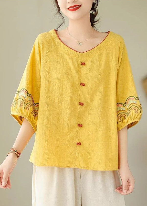 Elegantly Styled Shirt for Everyday Wear
