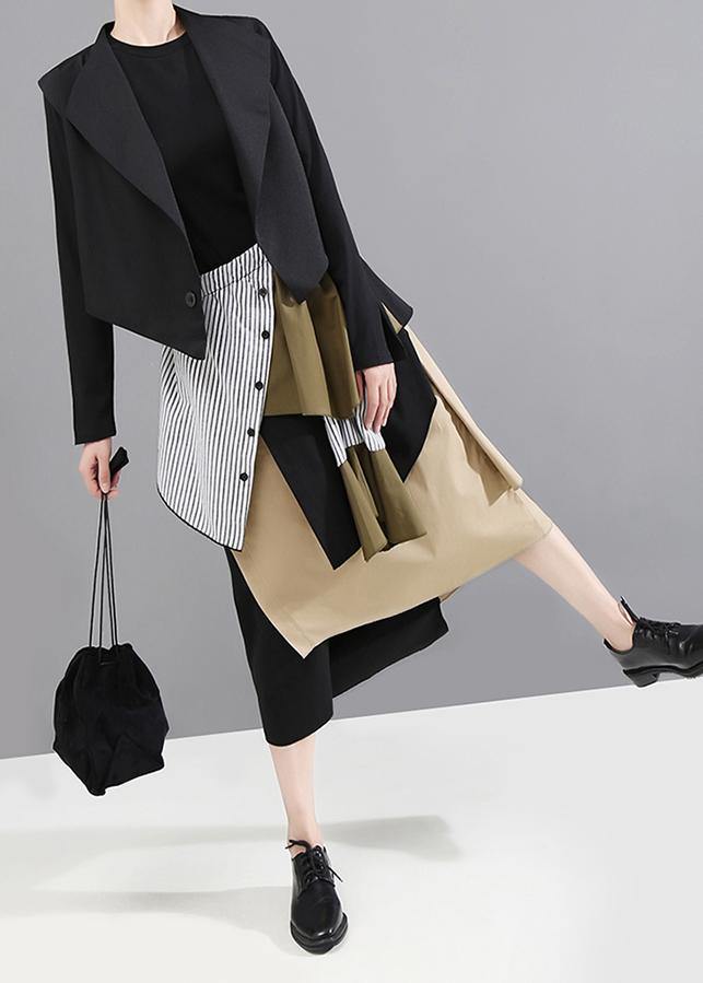 Effortlessly Elegant Garment with a Timeless Design