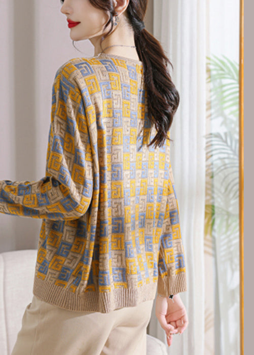Beautifully Finished Sweater in a Timeless Design