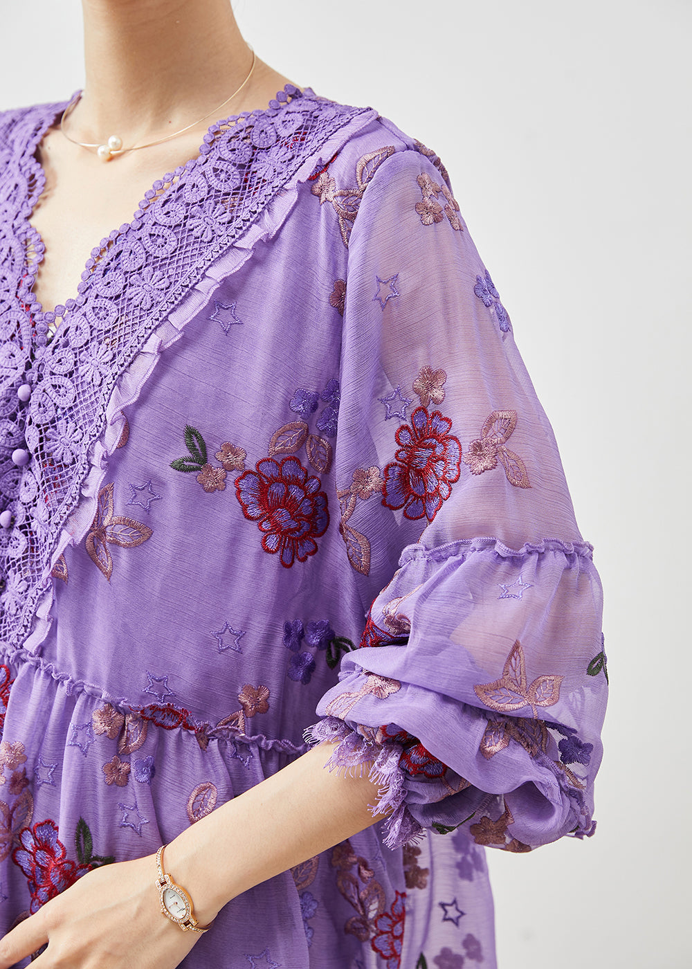 Classic Vintage Top with a Flattering Fit