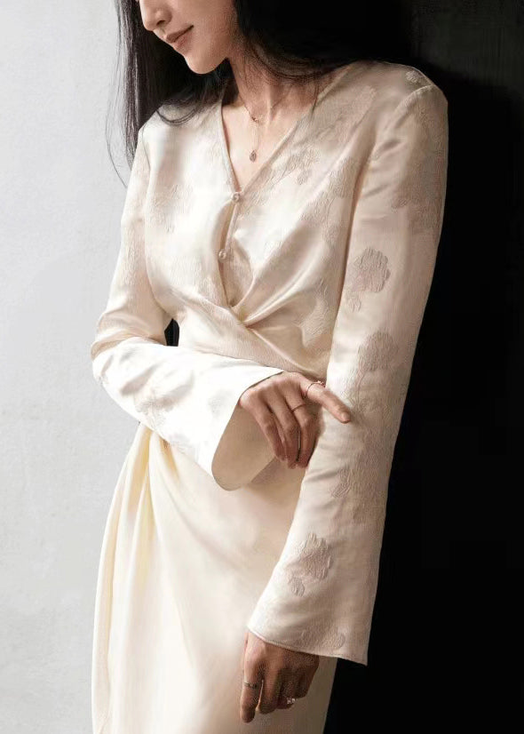 Polished Top with an Effortless Classic Look