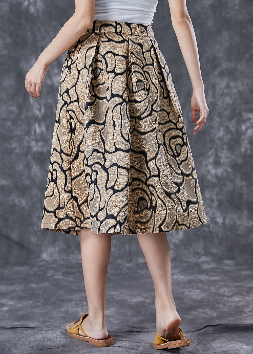 Polished Garment with an Effortless Classic Look