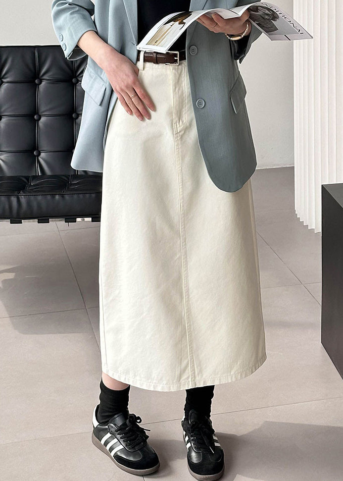 Effortlessly Elegant Garment with a Timeless Design