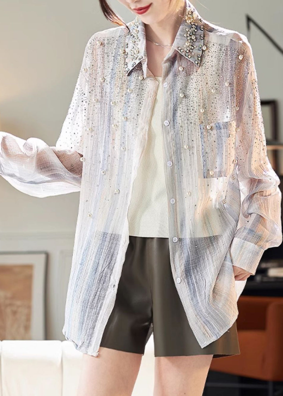 Well Tailored Shirt with a Graceful Silhouette