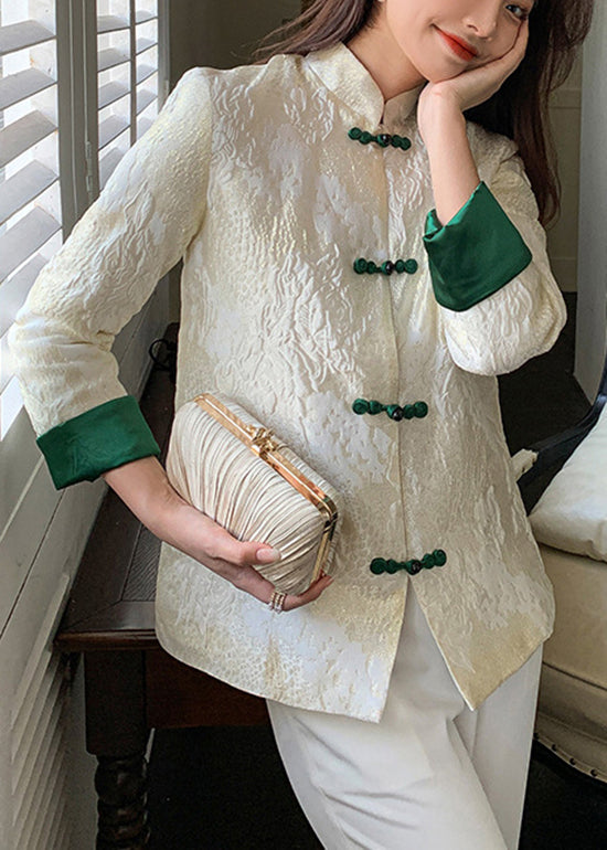 Beautifully Crafted Coat in a Classic Style