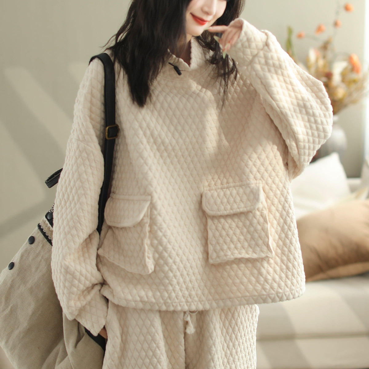 Well Tailored Coat with a Graceful Silhouette
