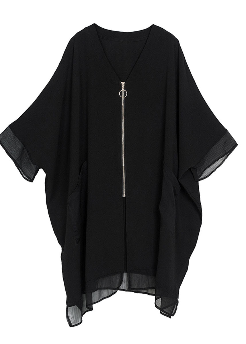 Well Tailored Coat with a Graceful Silhouette