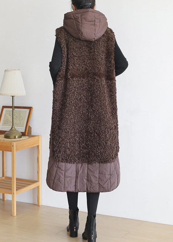 A Vintage Style Coat with Delicate Timeless Details