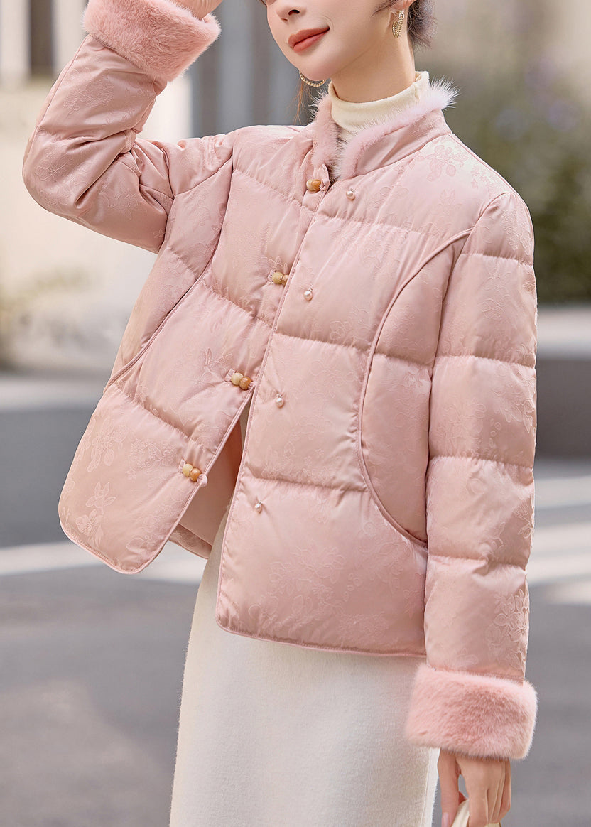 Effortlessly Elegant Coat with a Timeless Design