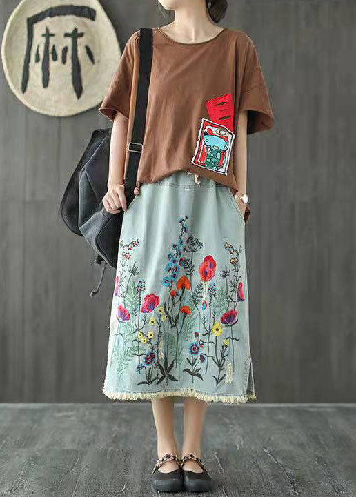 Gracefully Styled Garment for Any Occasion