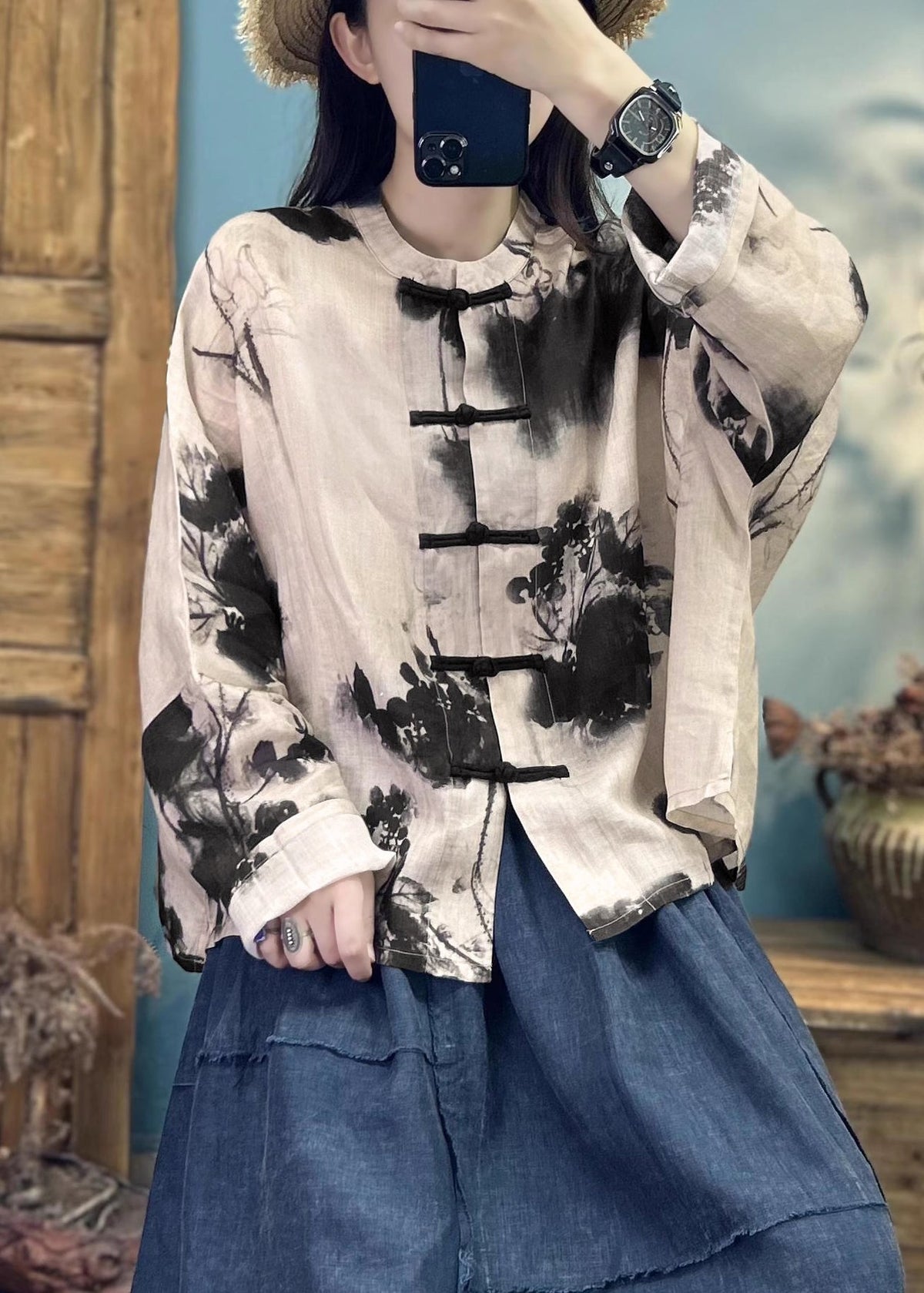 Effortlessly Elegant Coat with a Timeless Design