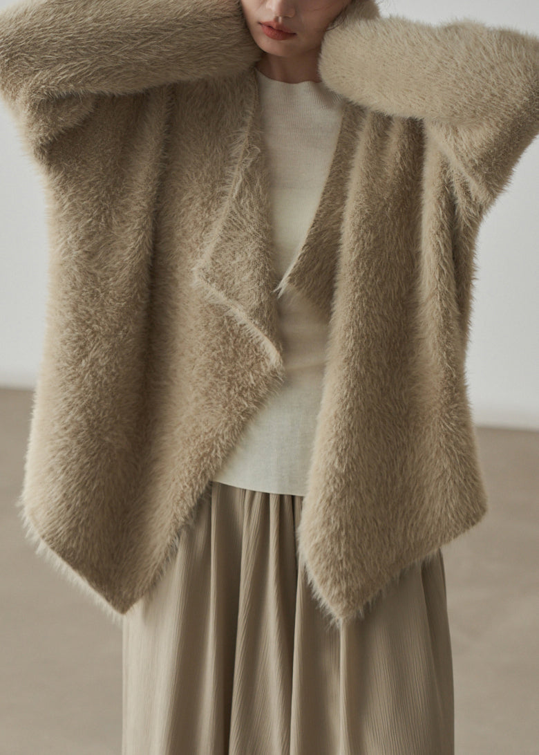 Classic Vintage Cardigan with a Flattering Fit