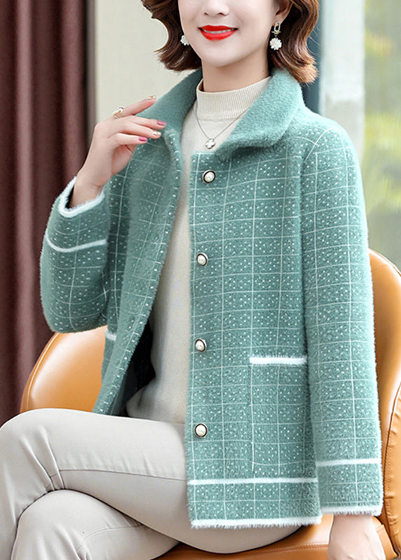 Elegantly Styled Coat for Everyday Wear