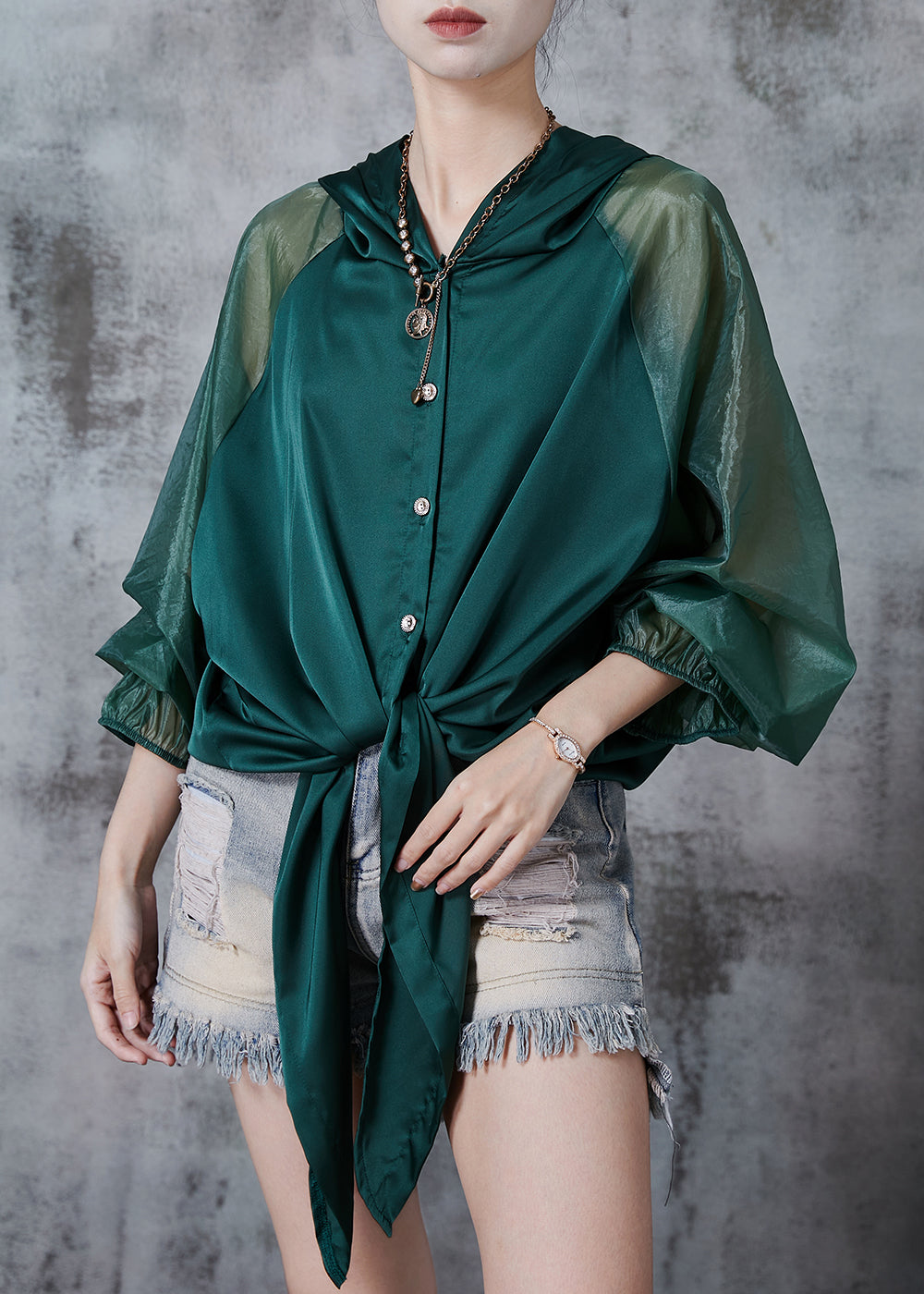 Polished Blouse with an Effortless Classic Look