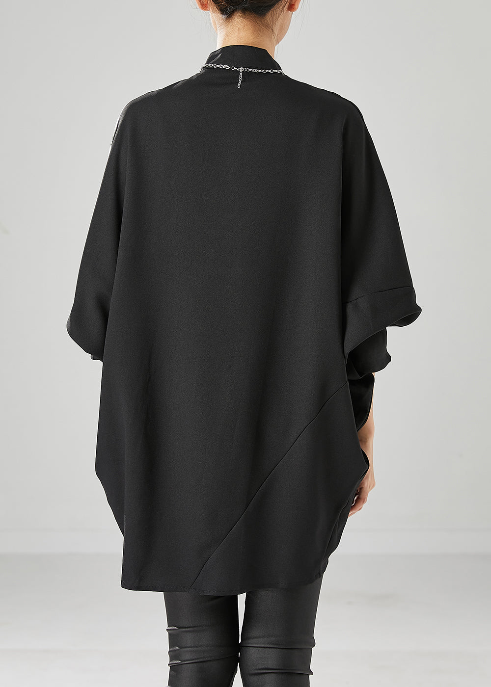 Effortlessly Elegant Shirt with a Timeless Design