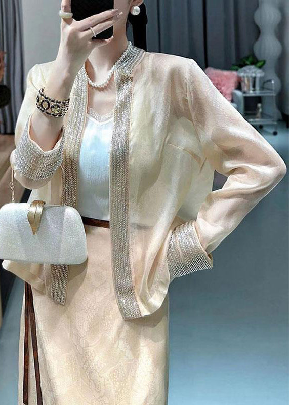 Effortlessly Elegant Cardigan with a Timeless Design