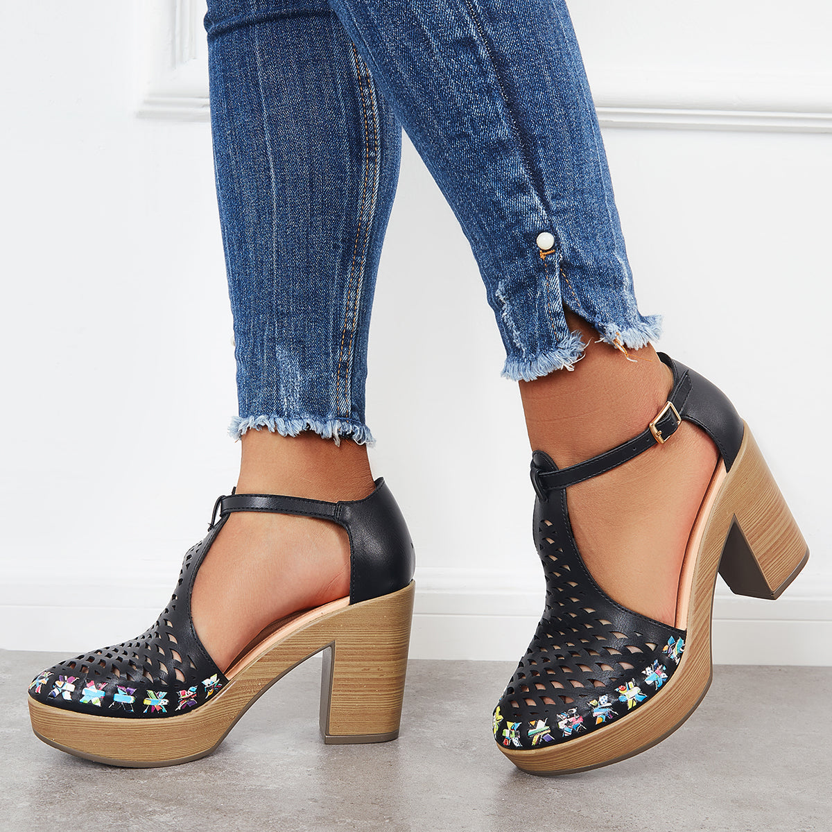 Classic Orthopedic Sandals with Timeless Style