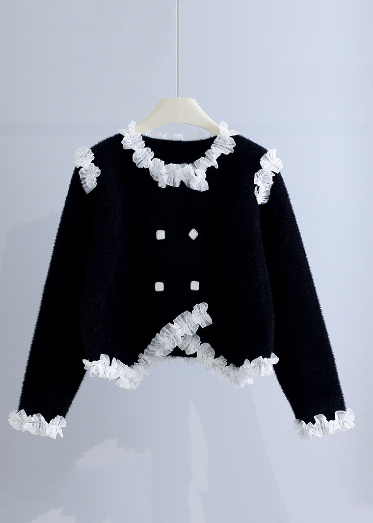 Beautifully Finished Coat in a Timeless Design