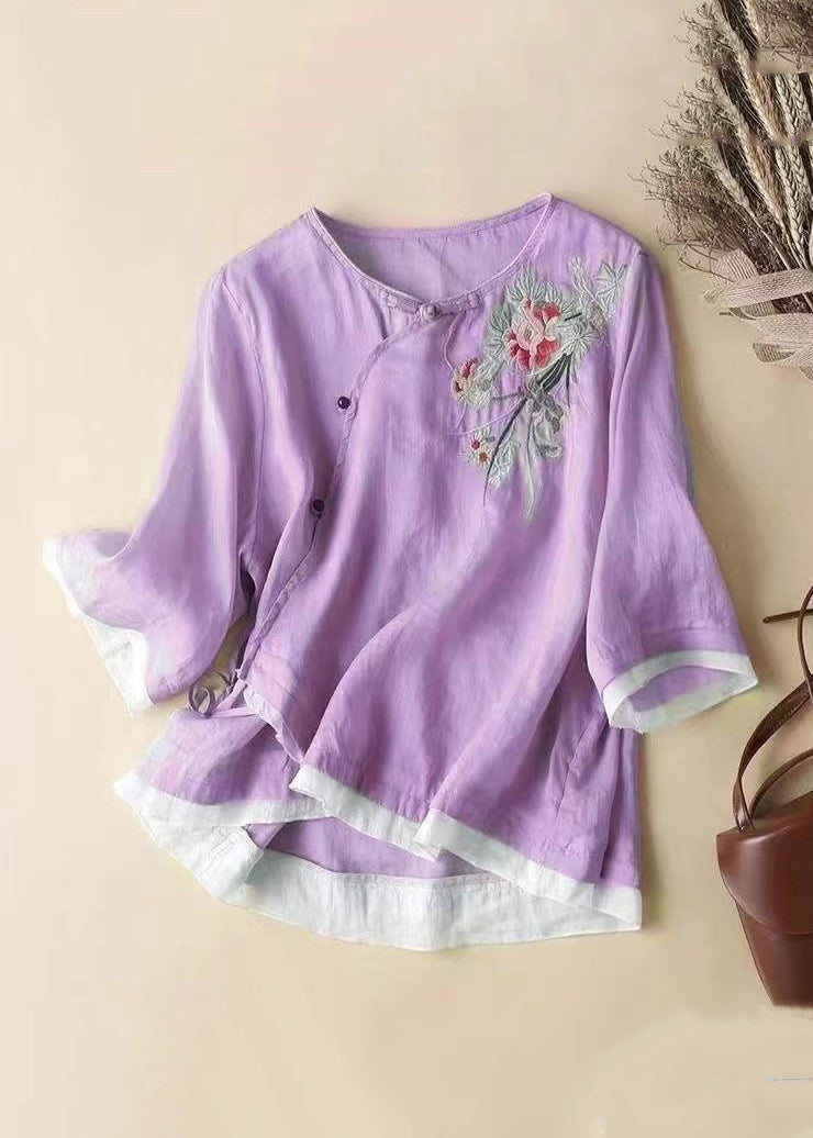 Effortlessly Elegant Blouse with a Timeless Design