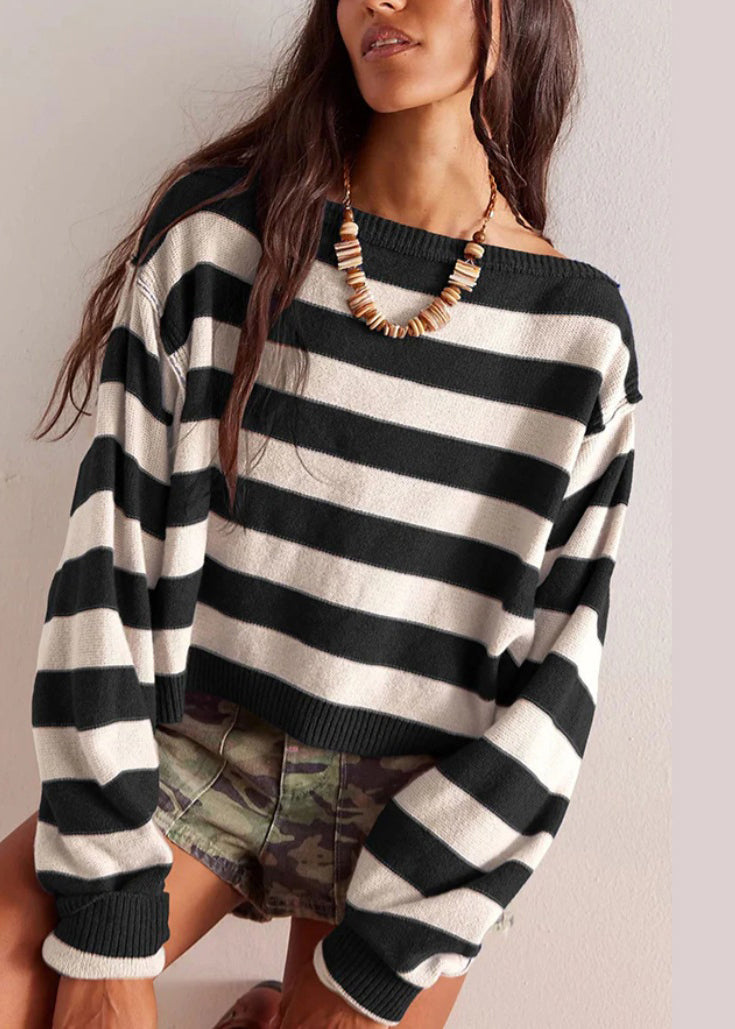 Elegantly Styled Pullover for Everyday Wear