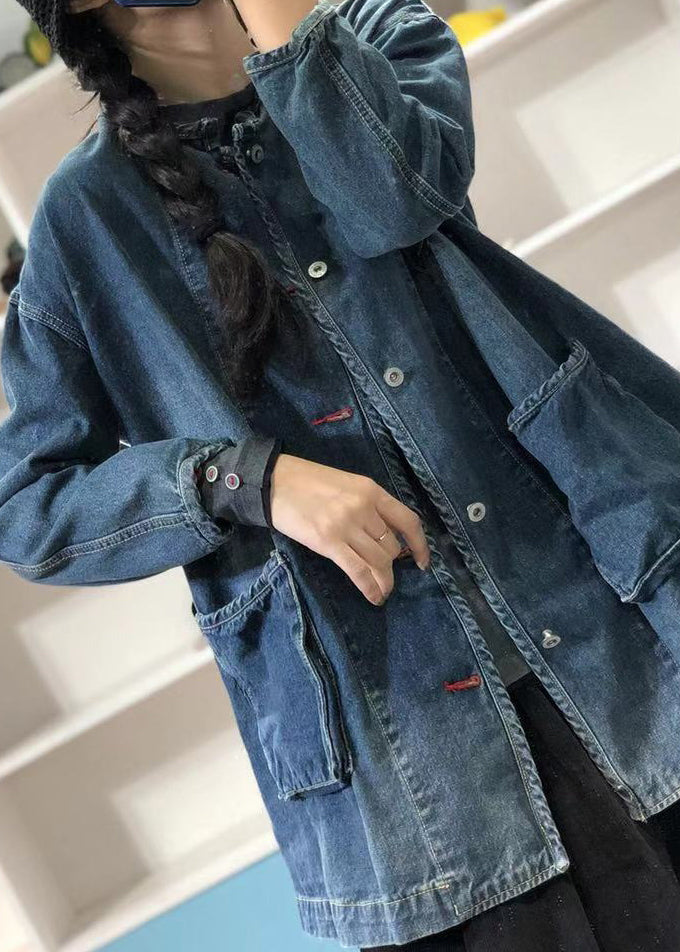 Classic Vintage Coat with a Flattering Fit