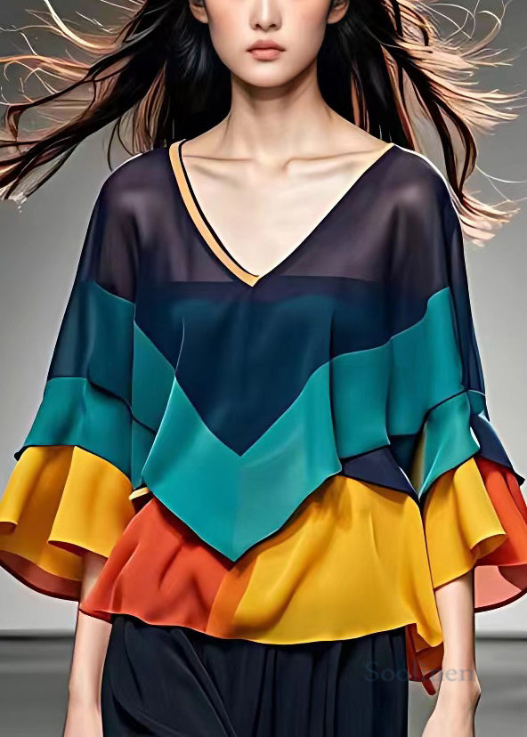 Sophisticated Blouse with a Clean Classic Look