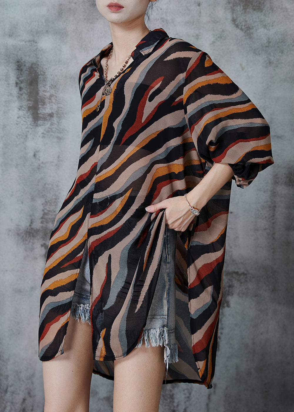 Effortlessly Elegant Shirt with a Timeless Design