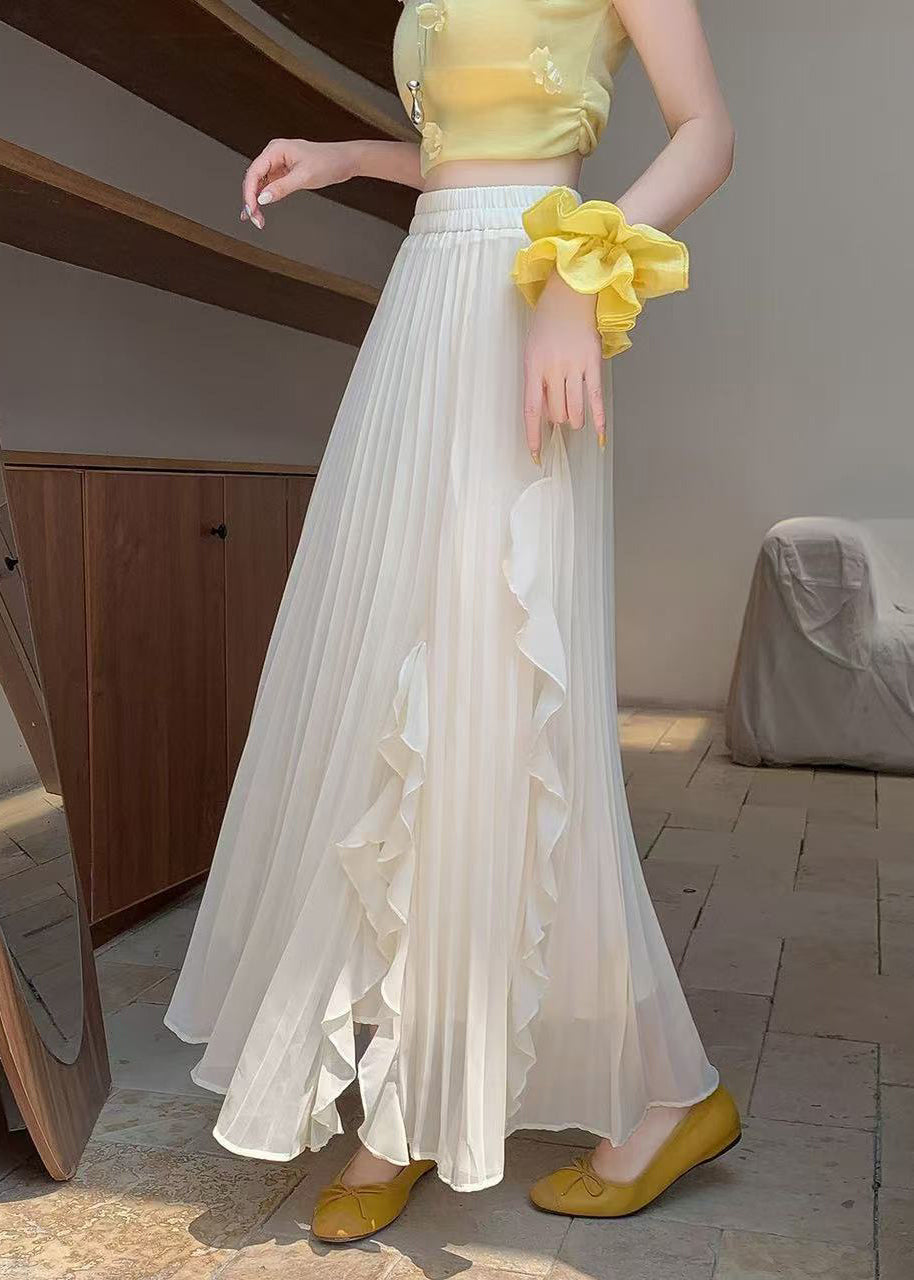 Well Tailored Garment with a Graceful Silhouette