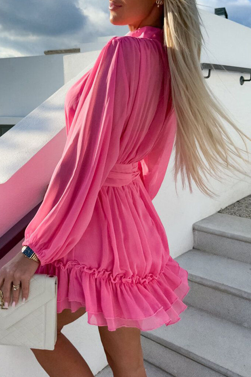 Effortlessly Elegant Dress with a Timeless Design