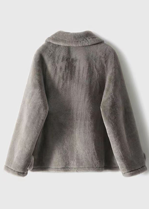 Classic Vintage & Enduringly Stylish Coat