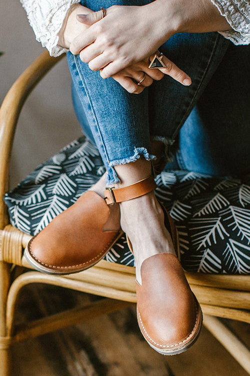 Graceful Orthopedic Flats for Modern Look